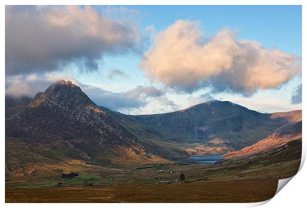  Tryfan Print by Rory Trappe
