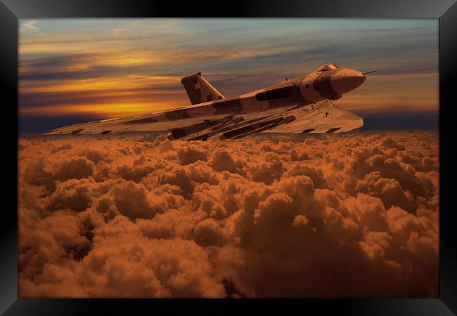  Vulcan Bomber XH558 sunset Framed Print by Oxon Images