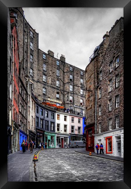 Looking up West Bow Framed Print by Tom Gomez