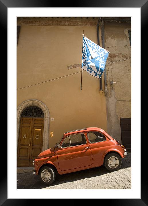 Old Fiat parked in steep street on a hill in Italy Framed Mounted Print by Ian Middleton