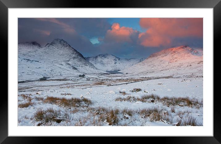  Tryfan with snow Framed Mounted Print by Rory Trappe