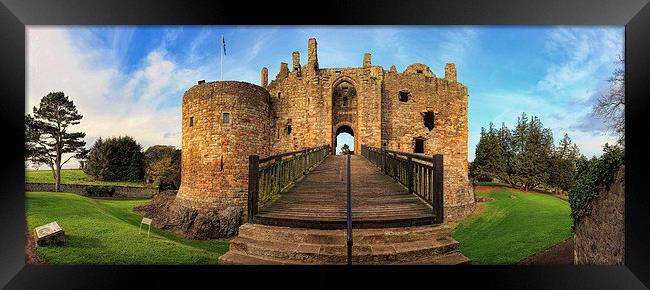  Dirleton Castle Panorama Framed Print by Miles Gray
