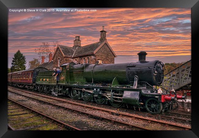 Great Western Railway Engine 2857 at Sunset Framed Print by Steve H Clark