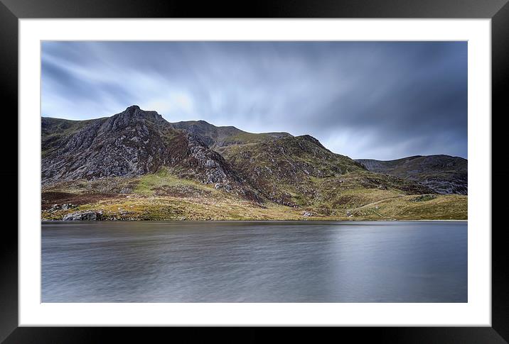 Lake in Snowdonia  Framed Mounted Print by chris smith