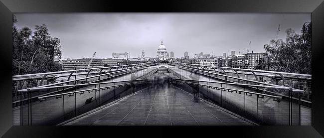 Millennium Bridge and St Pauls Cathedral  Framed Print by chris smith