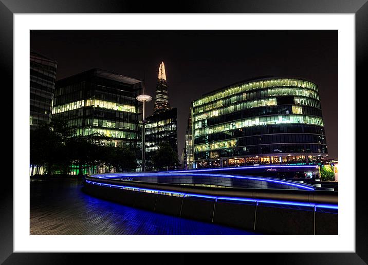 London lights Framed Mounted Print by chris smith