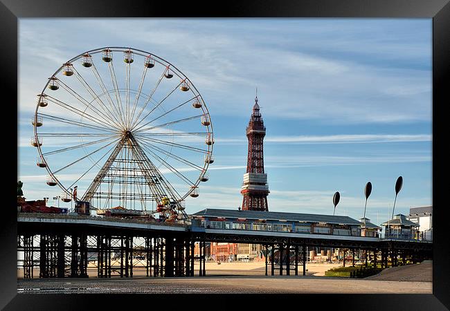 Big Wheel Central Pier Blackpool Framed Print by Gary Kenyon