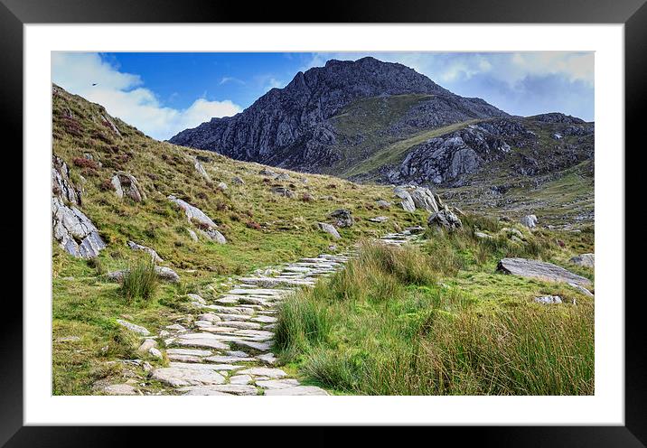 Snowdonia national park, Wales. Framed Mounted Print by chris smith