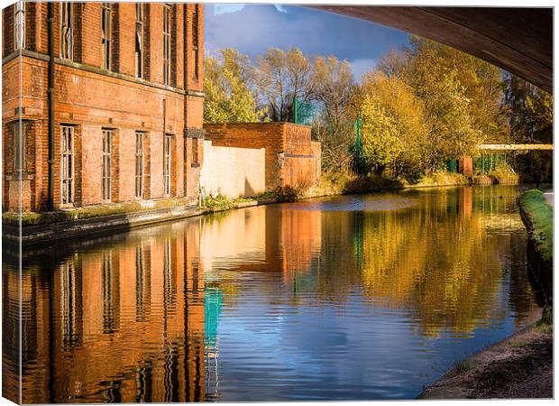  Canal Reflections Canvas Print by Peter Stuart