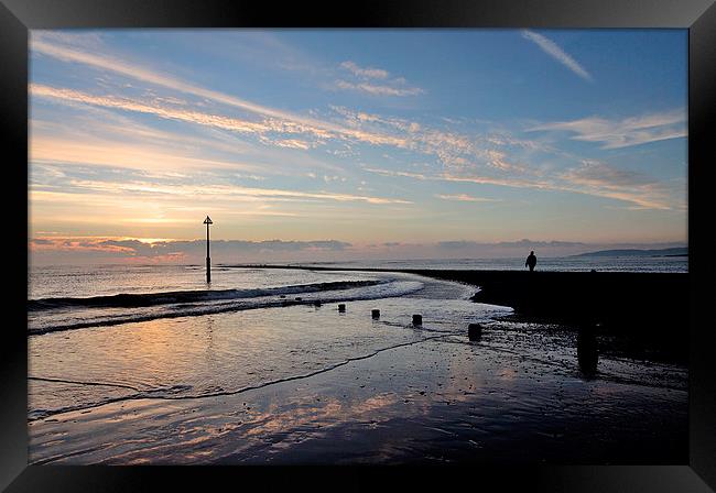  Sunrise at Teignmouth Beach  Framed Print by Rosie Spooner
