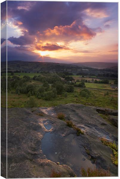 Norland moor sunset    Canvas Print by chris smith