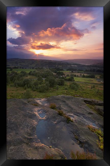 Norland moor sunset    Framed Print by chris smith