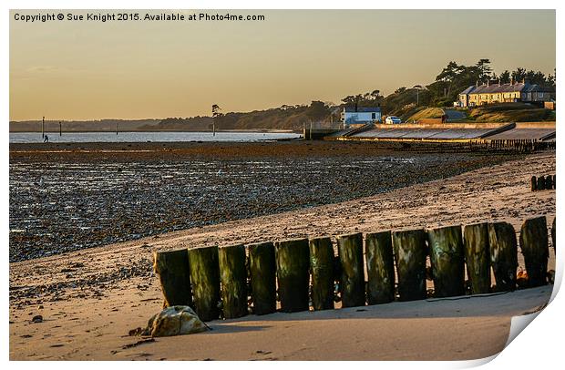  Lepe beach as the sun was starting to set Print by Sue Knight