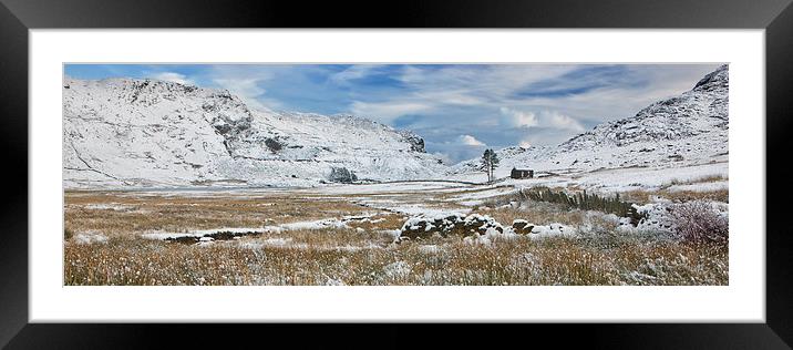  Cwm Orthin panoramic Framed Mounted Print by Rory Trappe