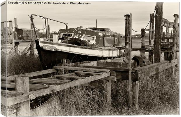 Old Boat And Jetty At Skippool Creek Canvas Print by Gary Kenyon