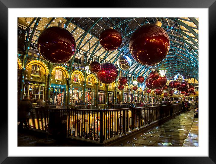 Covent Garden Christmas Framed Mounted Print by Louise Wilden