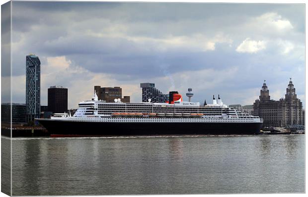  Queen Mary 2 Canvas Print by David Chennell