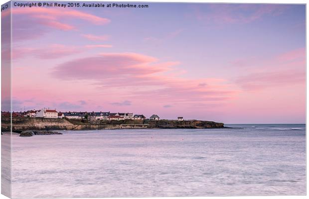  Cullercoats Bay (4) Canvas Print by Phil Reay