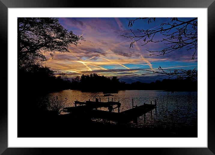  Sunrise over boating lake Framed Mounted Print by Sue Bottomley