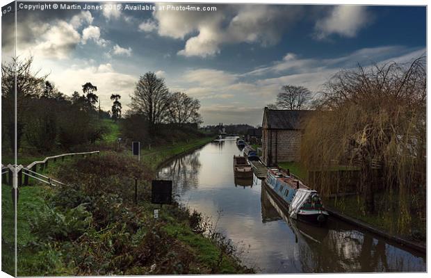  Tardebigge on the Birmingham and Worcester Canal Canvas Print by K7 Photography