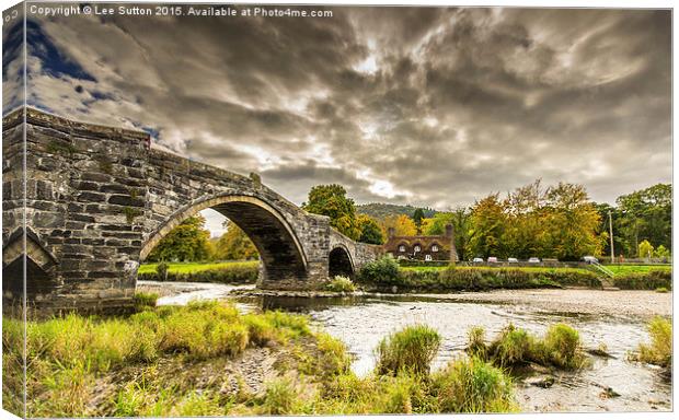  Y Bont Fawr Canvas Print by Lee Sutton