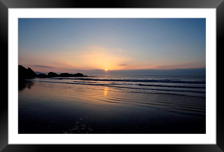  Looe Beach Sunrise Framed Mounted Print by Rosie Spooner