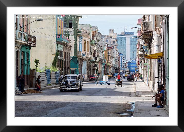 Busy street in Centro Havana Framed Mounted Print by Jason Wells