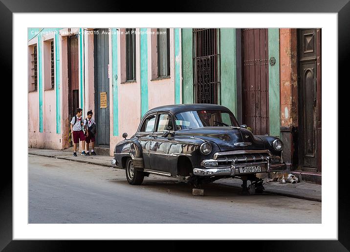 School boys on lunch in Havana Framed Mounted Print by Jason Wells