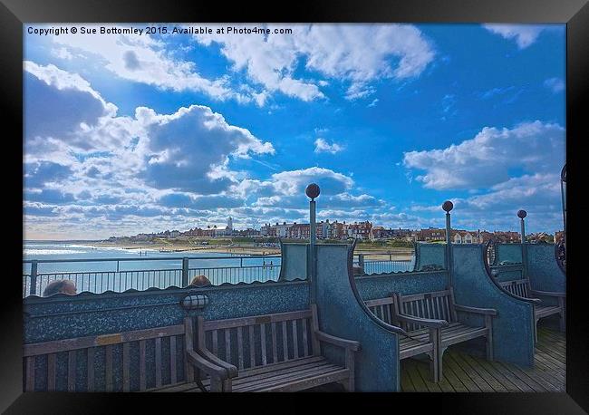  Looking from Southwold Pier to Southwold Town Framed Print by Sue Bottomley