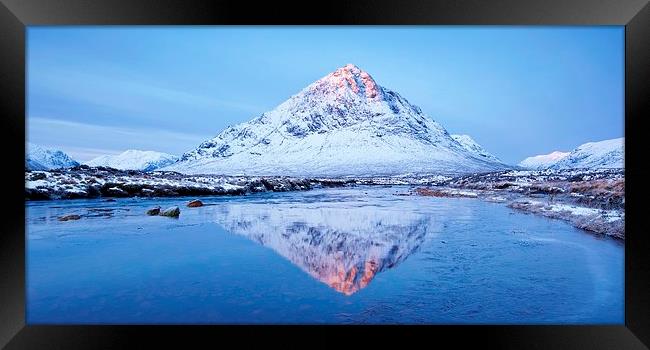  Winter in Glencoe Framed Print by Stephen Taylor