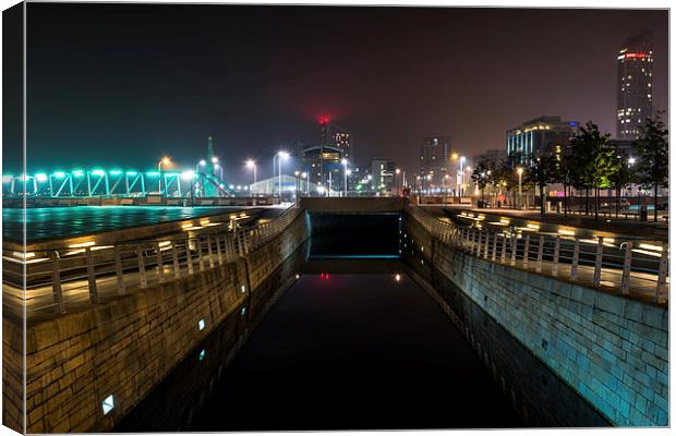 Canal mouth liverpool Waterfront  Canvas Print by Steven Blanchard