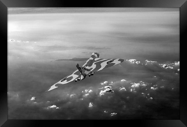Vulcan over the Channel XH558 black and white vers Framed Print by Gary Eason