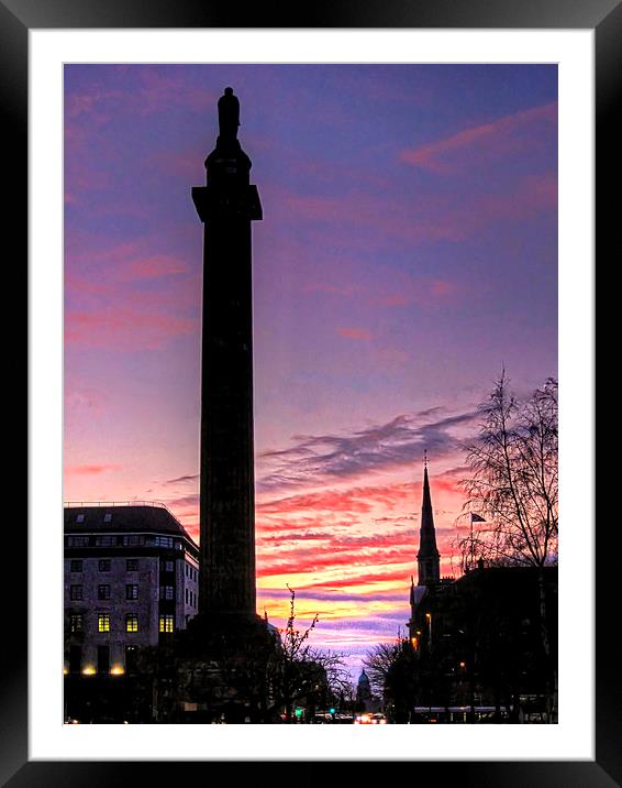 The sun goes down over Edinburgh Framed Mounted Print by Tom Gomez