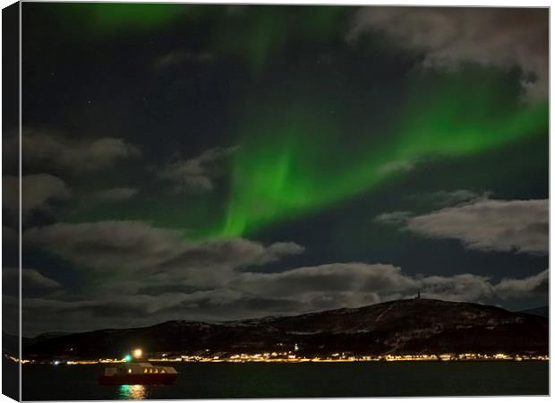 Northern Lights, Lofoten, Norway Canvas Print by Mark Llewellyn