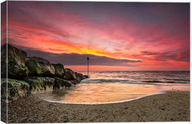  Red Sky in Morning Canvas Print by Jennie Franklin