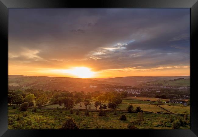 Yorkshire sunset  Framed Print by chris smith