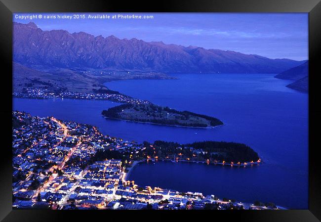 Queenstown at night Framed Print by cairis hickey