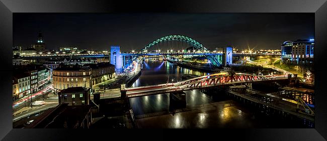 The Tyne Bridge Panoramic Framed Print by Dave Hudspeth Landscape Photography