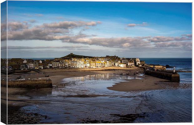  St Ives Harbour, Cornwall Canvas Print by Brian Pierce