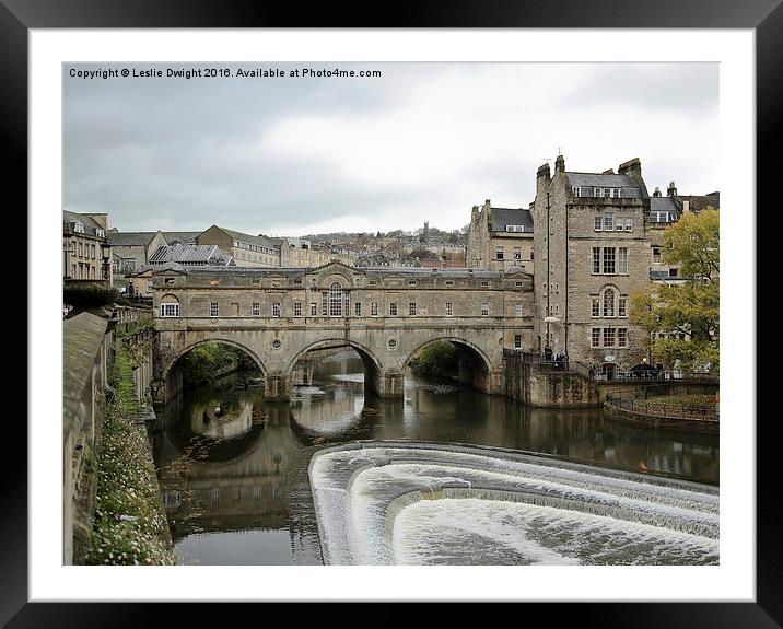   Pulteney Bridge in Bath Framed Mounted Print by Leslie Dwight