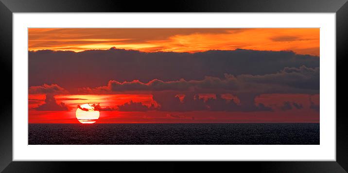  Sunset kisses   Framed Mounted Print by Paul M Baxter