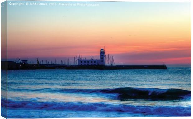 Scarborough Lighthouse Canvas Print by Juha Remes