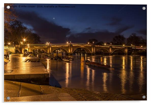 Bridge over the river Thames Acrylic by mike cooper