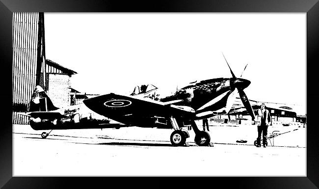 BBMF Spitfire ready for take off Framed Print by Lee Eyre