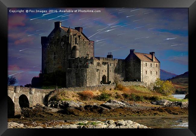 old castle eilan donan Framed Print by Derrick Fox Lomax