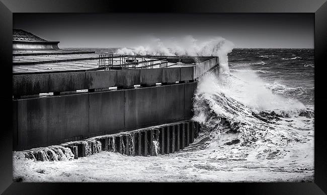 Samphire Hoe Framed Print by Ian Hufton