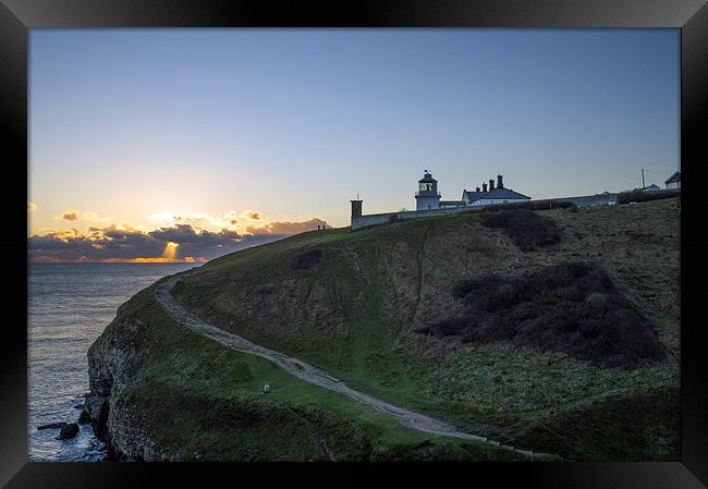 Anvil point lighthouse at sunset  Framed Print by Shaun Jacobs