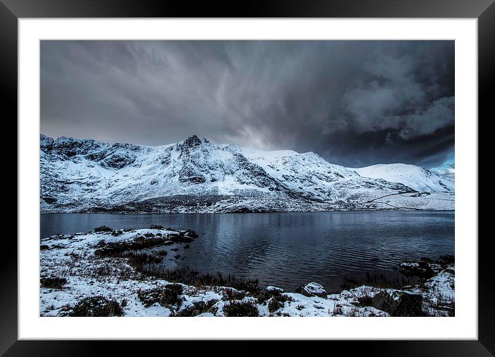 Llyn Idwal Calm before the Storm  Framed Mounted Print by Chris Evans