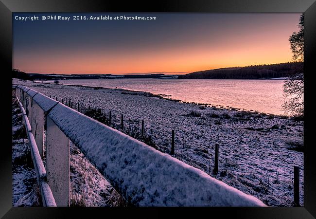 Sunrise at Derwent  Framed Print by Phil Reay