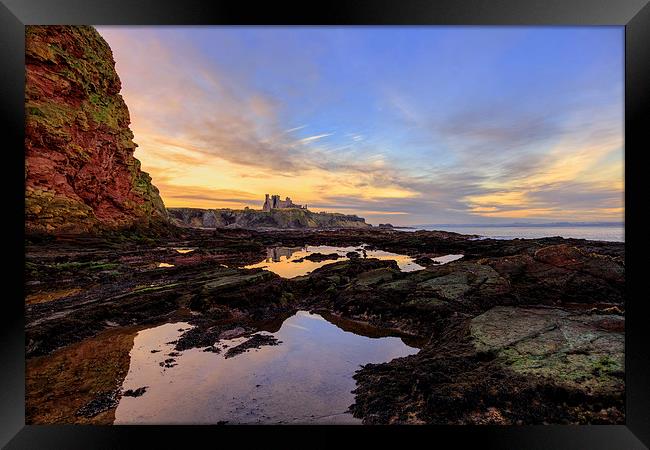 Tantallon Castle Sunset from Seacliffe Beach Framed Print by Miles Gray